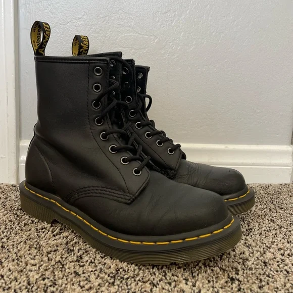 Poshmark doc martens sale